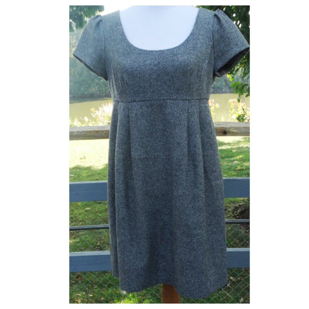 Michael Kors Empire waist Dress Size 10, work/business, 100% wool, short sleeves